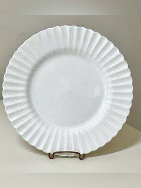 Vintage Retired Discontinued J & G Meakin England CLASSIC WHITE Dinner Plate